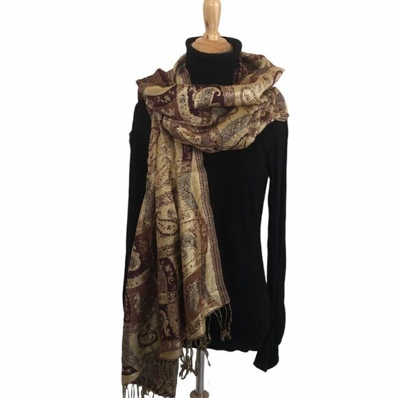 Accessories - Beautiful Cashmere Blend Pashmina / Scarf